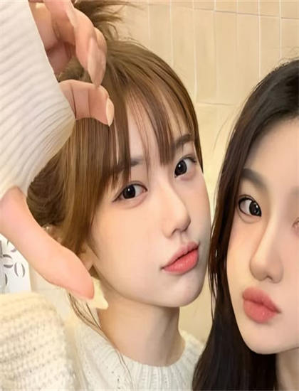 國產黑色絲襪小視頻在線_歐美無遮擋激情